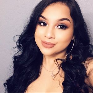 Meet your Posher, Rubi